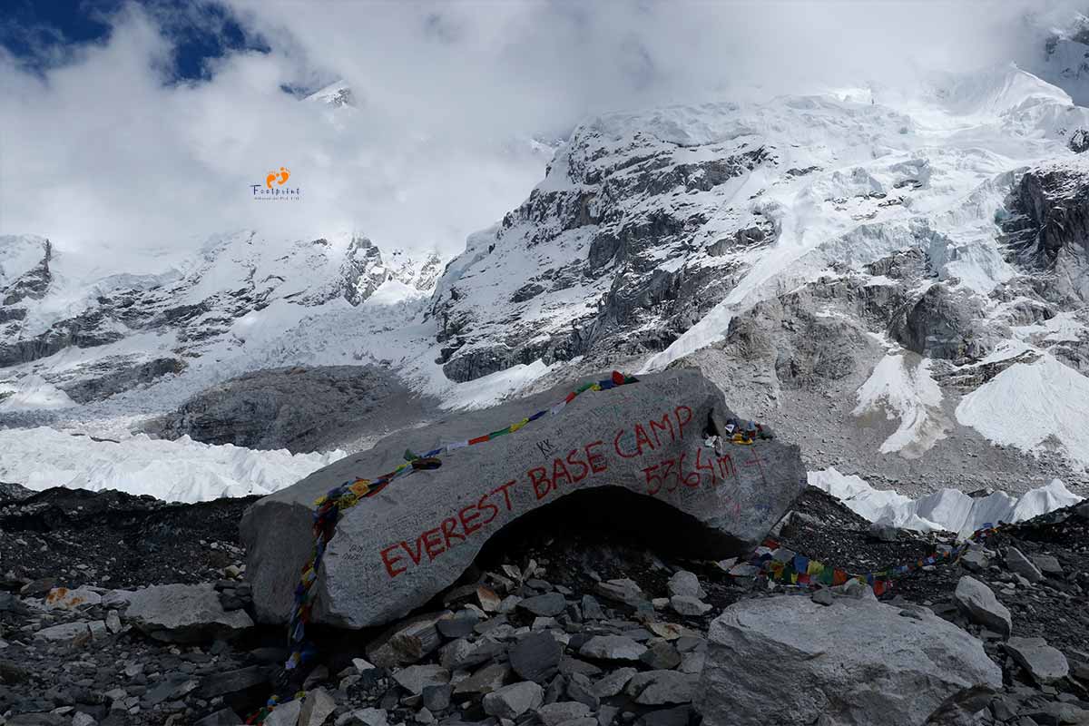 trek to base camp during everest climb